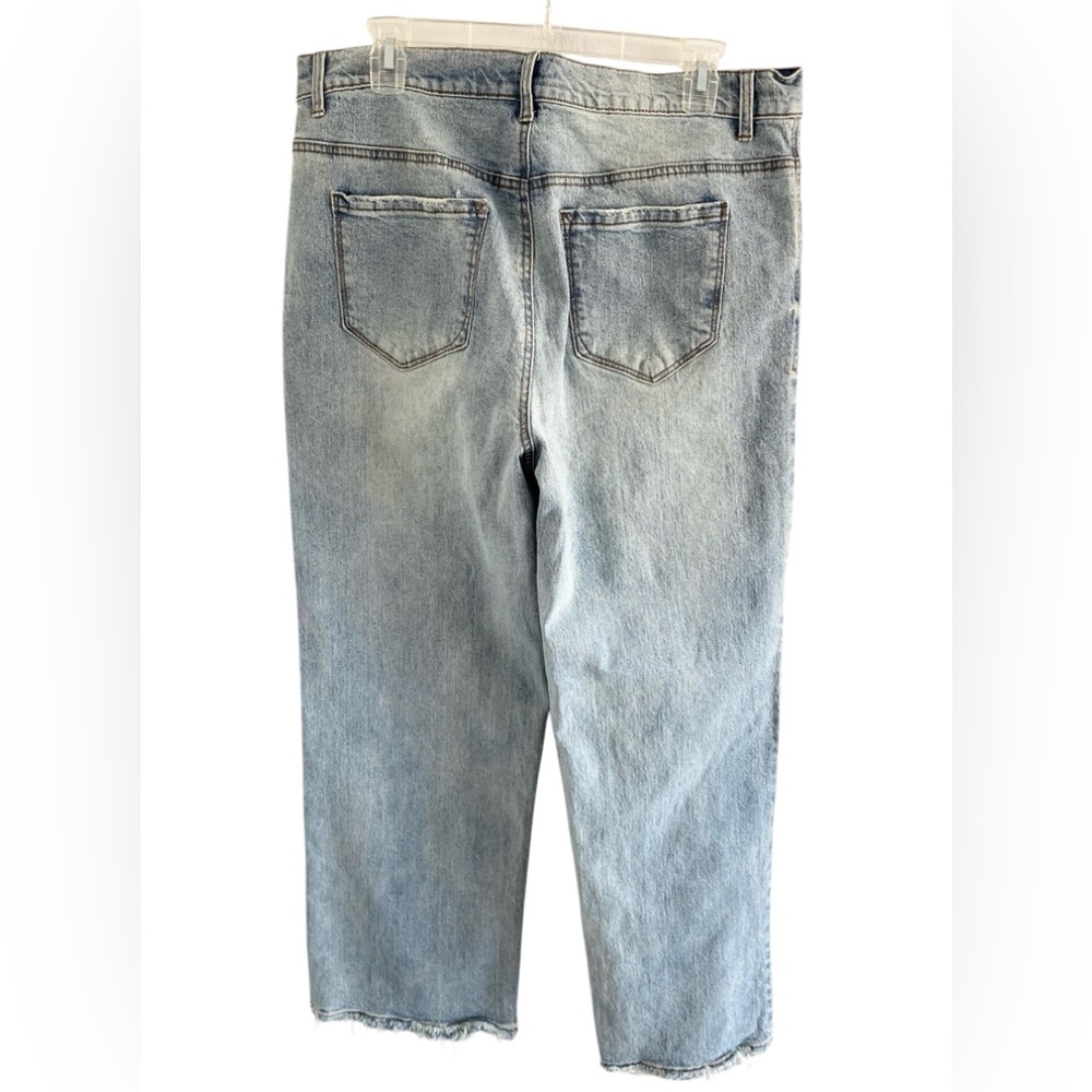 NWOT Kensie “The Aubrey” high rise relaxed straight. - Picture 7 of 8